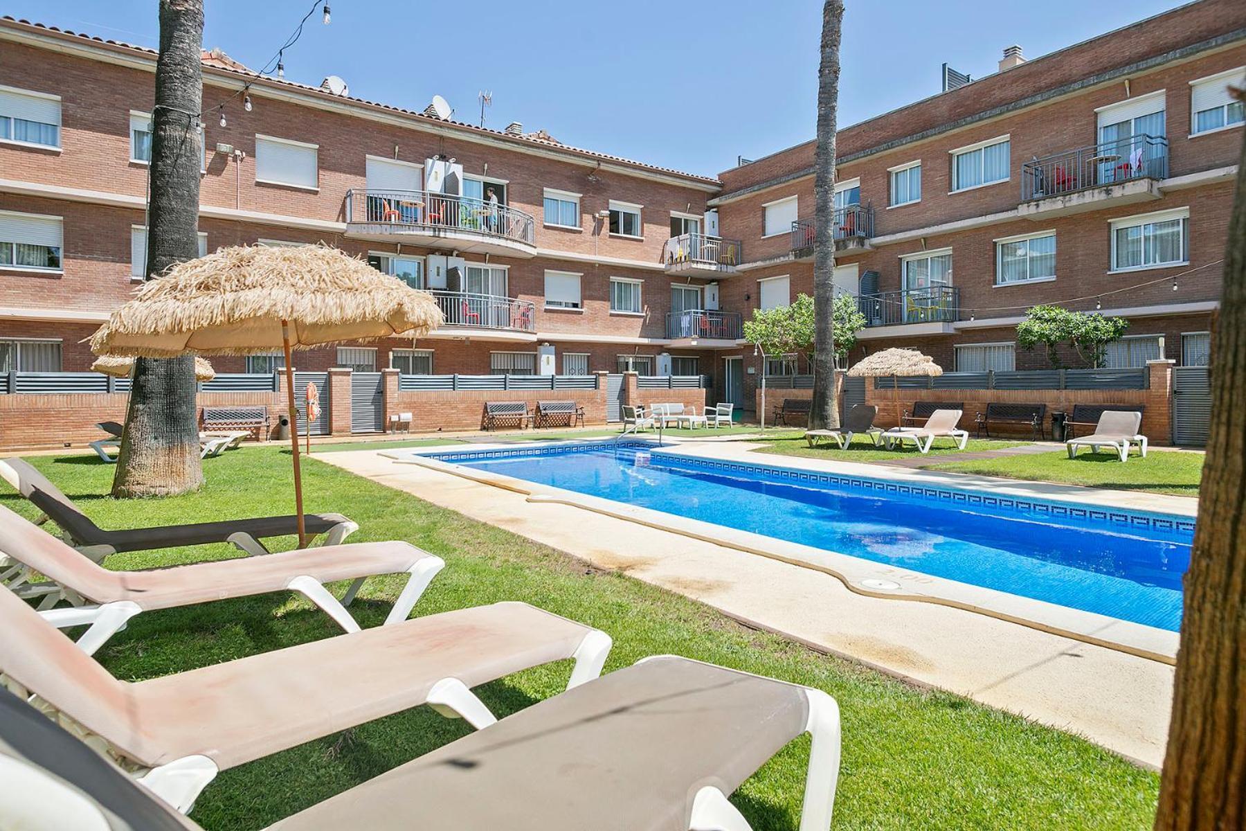 Apartamentos Velor Castelldefels Buitenkant foto