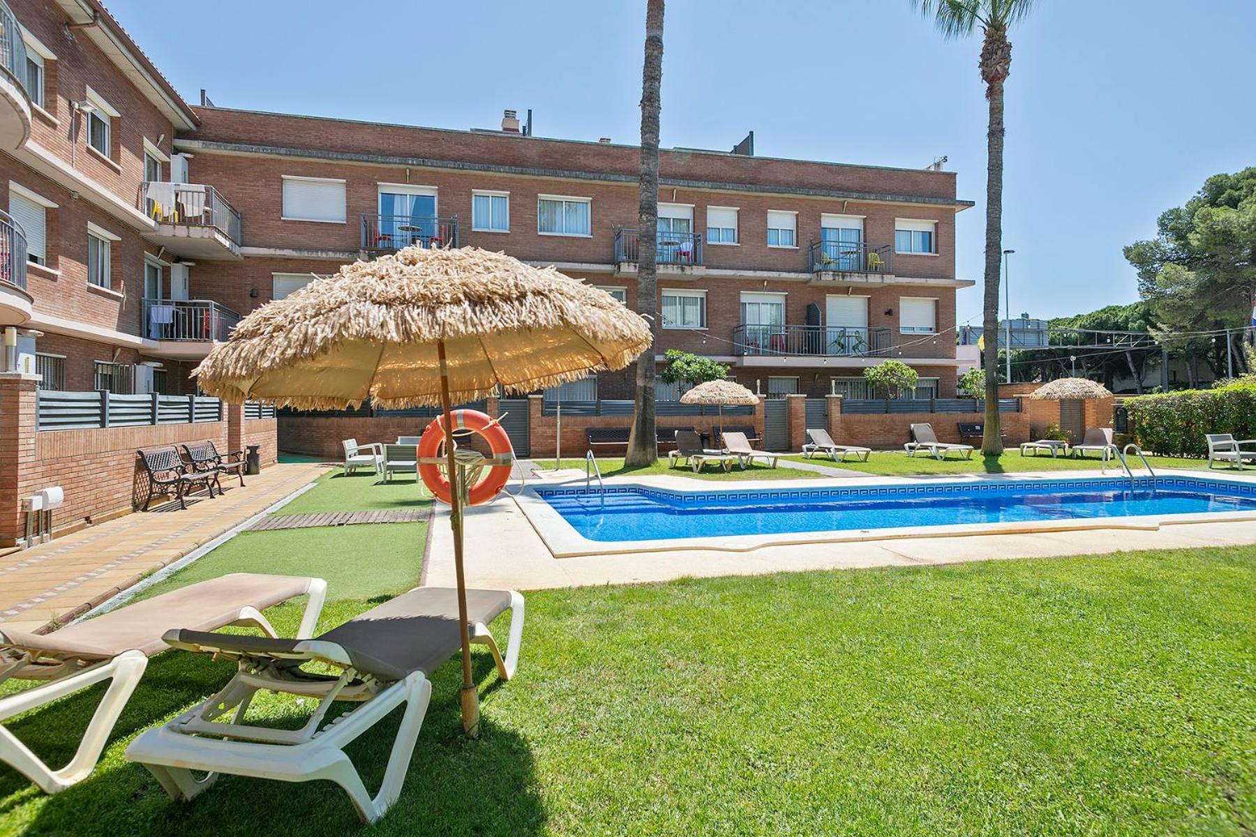 Apartamentos Velor Castelldefels Buitenkant foto