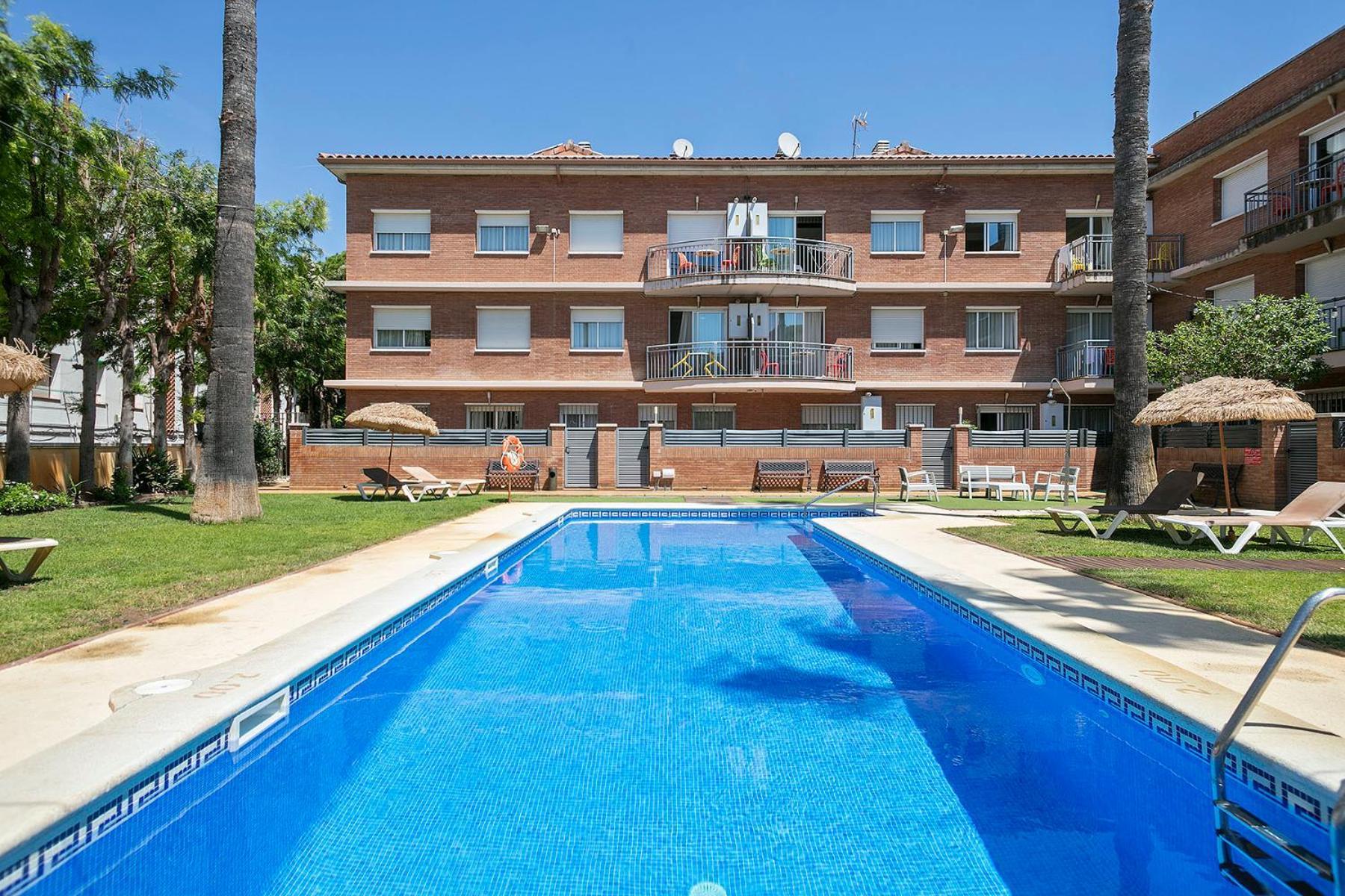 Apartamentos Velor Castelldefels Buitenkant foto