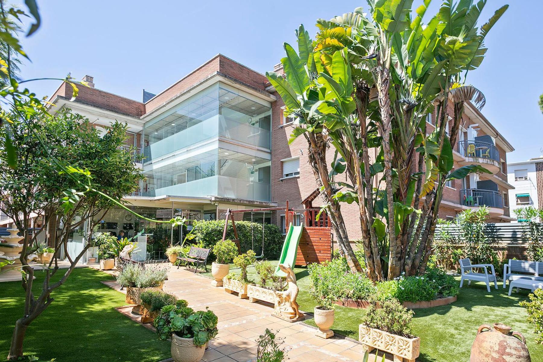 Apartamentos Velor Castelldefels Buitenkant foto