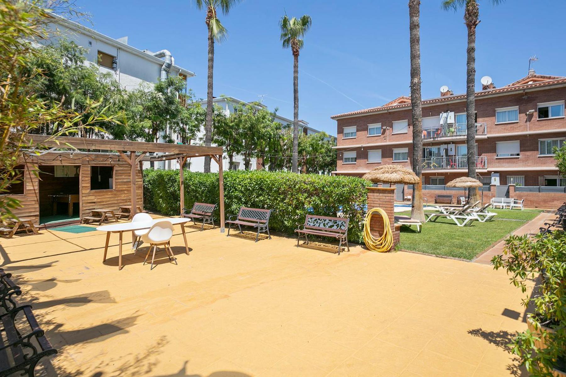 Apartamentos Velor Castelldefels Buitenkant foto