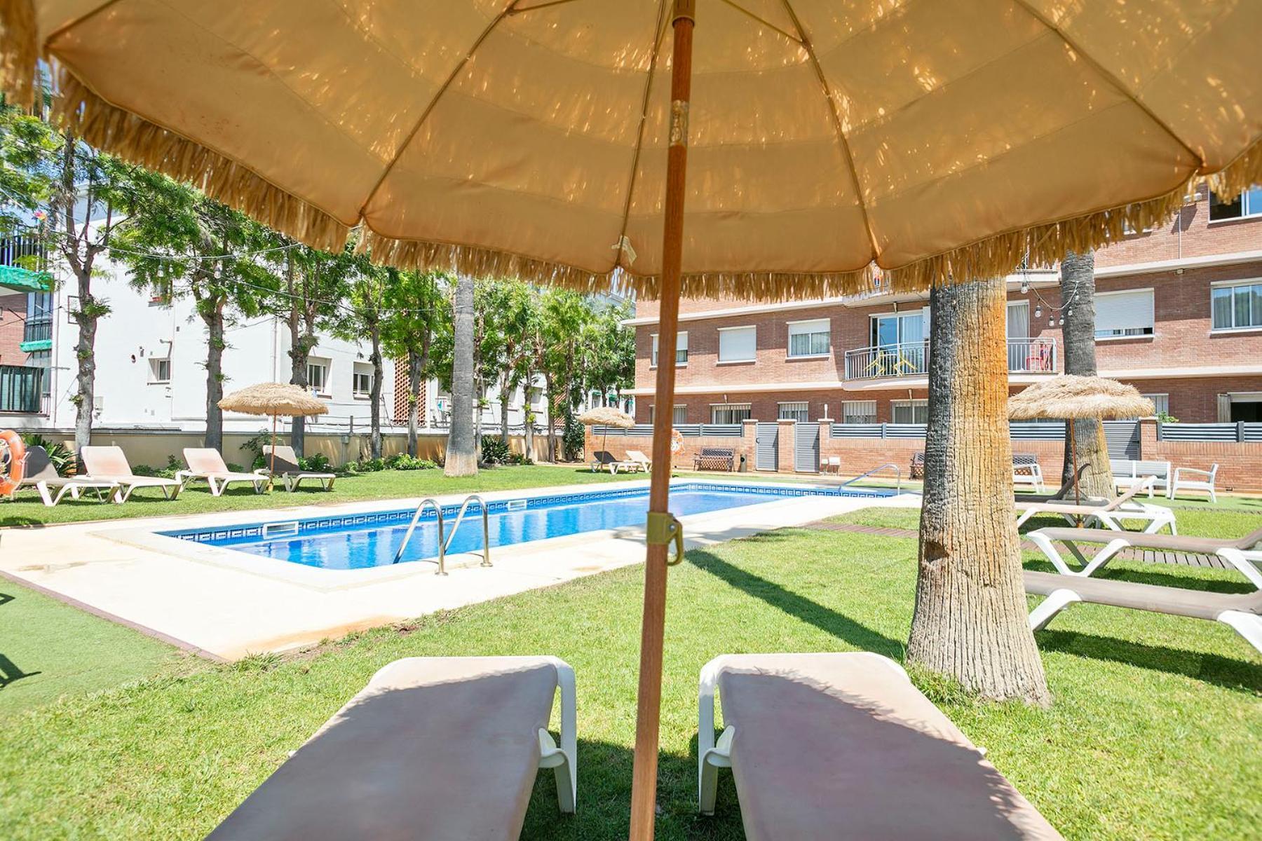 Apartamentos Velor Castelldefels Buitenkant foto