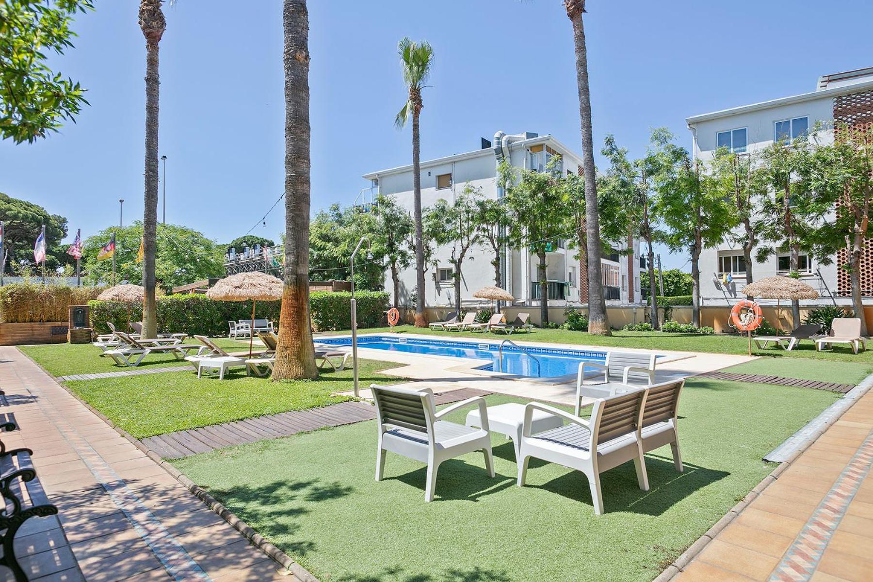 Apartamentos Velor Castelldefels Buitenkant foto