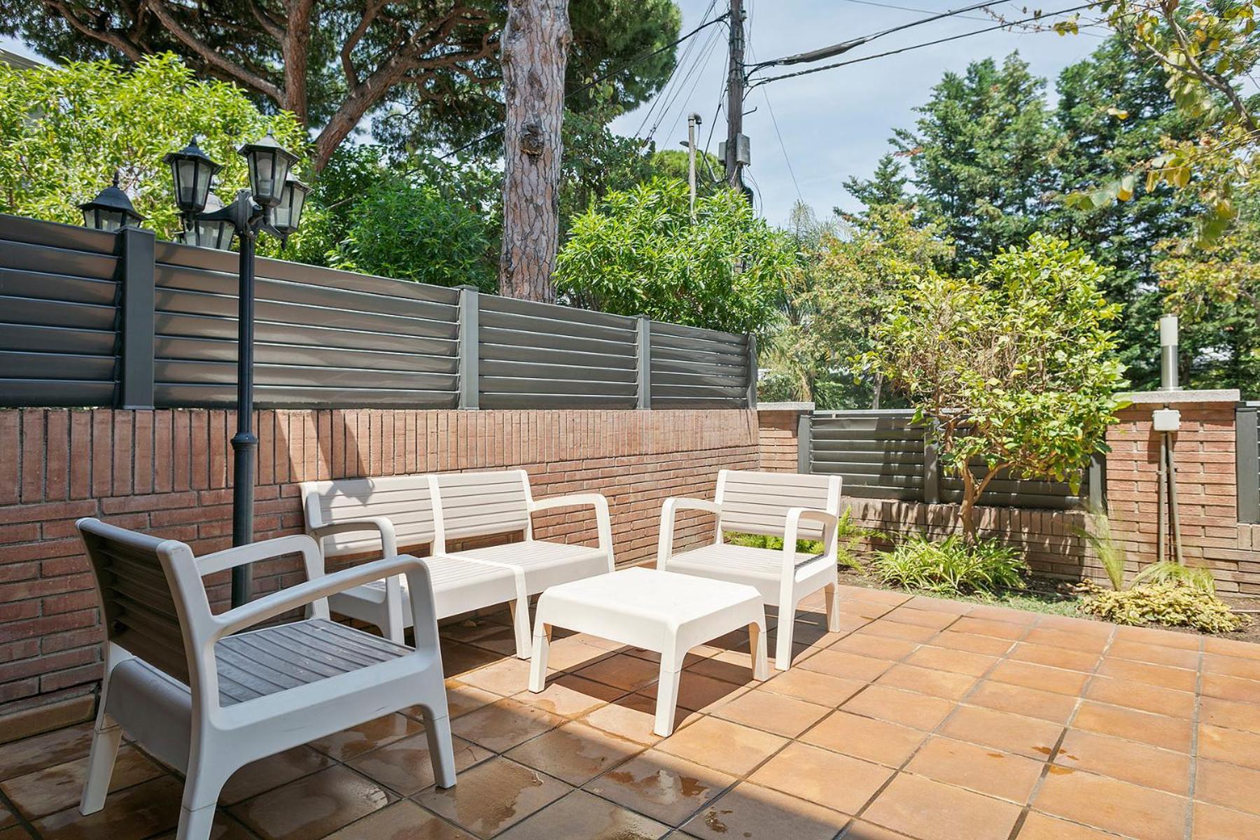 Apartamentos Velor Castelldefels Buitenkant foto