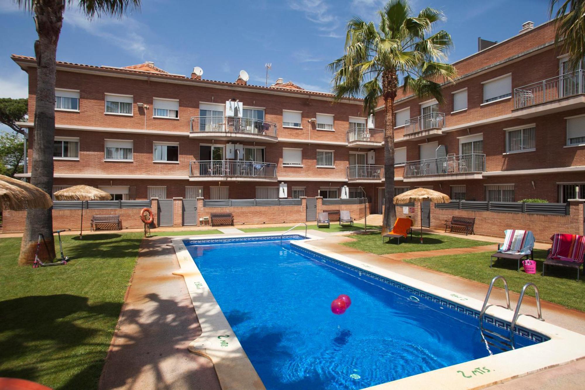 Apartamentos Velor Castelldefels Buitenkant foto